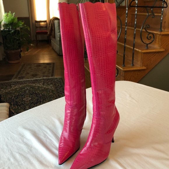 tommy hilfiger croc boots